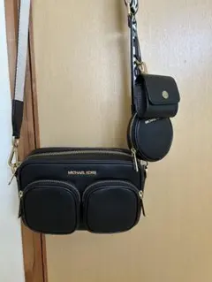 MICHEAL CORS♡ショルダーバッグ⭐️美品のサムネイル