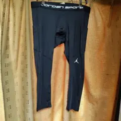 【値下げ不可】新品タグ付きジョーダン　3/4　レングスタイツ　US　2XLサイズ