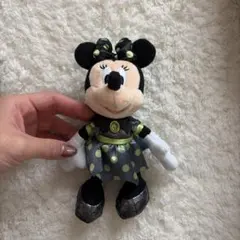 ディズニー　ハロウィン　2025 ミニーマウス　ぬいぐるみバッジ