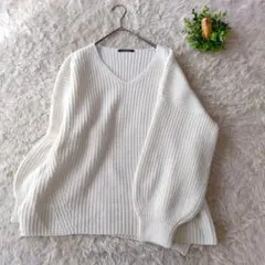 ニット vネック