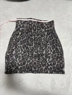 ヒョウ柄タイトスカート ショートパンツ付き