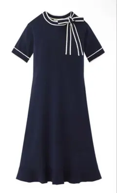 【新品、未着用】Aveniretoile マリンボウタイニットワンピース