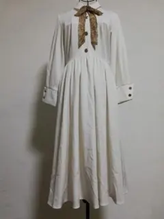 ロングワンピースのサムネイル