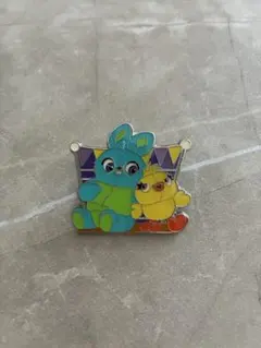 ディズニー　ピンバッジ　ダッキー＆バニー　トイストーリー