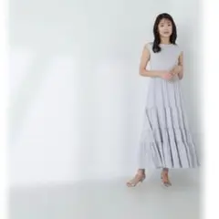 ティアードドッキングニットワンピース　ナチュラルビューティーベーシック　Mサイズ