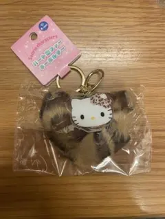 ハローキティ ハート型ファーキーホルダー　レオパード　サンリオ