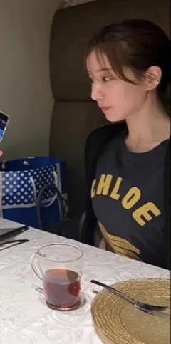 Chloe バナナプリント Tシャツ