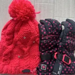濃いピンクドット柄ニット帽、手袋 子供用