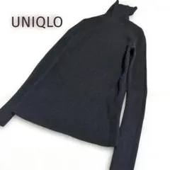 ○UNIQLO○　エクストラファインメリノウールリブタートルネックセーター