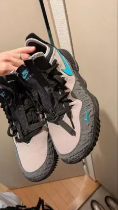 NIKE AIR MAX スニーカーのサムネイル