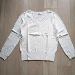 未使用　スナイデル　アイボリー Vネックセーター FREEサイズ