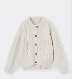 アイボリー・グレー ケーブルニットカーディガン