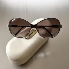 Chloé ブラウン オーバーサイズ サングラス ケース付きのサムネイル