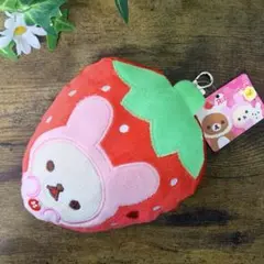 レアRilakkuma コリラックマ うさぎ　いちご　リール付きパスケース