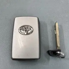トヨタ 純正 スマートキー 4ボタン メカニカルキー付 1274のサムネイル