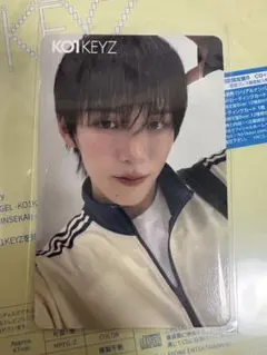 KO1KEYZ シンヘン　タワレコ店舗特典トレカ　匿名⭕️