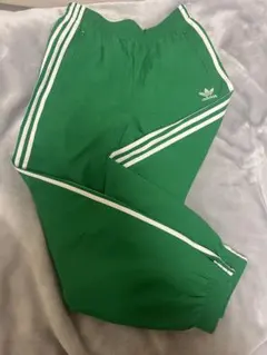 【新品】adidas ジャージ　グリーン
