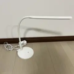 美品　LEDデスクライト ニトリ