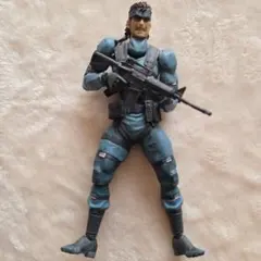 METAL GEAR　スネーク フィギュア タクティカルスーツ