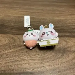 ちいかわ くら寿司 キーホルダー ちいかわ モモンガのサムネイル