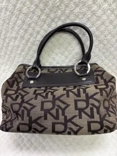 Item thumbnail for item 553f563f-f61b-4a2b-ae7e-8ec8b0878d7c