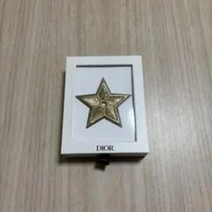 Dior ゴールド 星型ブローチ