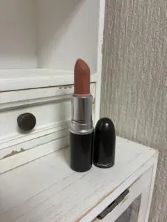 MAC リップスティック　カインダセクシー
