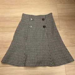 リリーブラウン　スカート