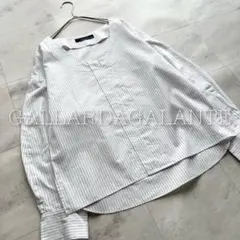 GALLARDAGALANTE キーネック ストライプブラウス プルオーバーのサムネイル
