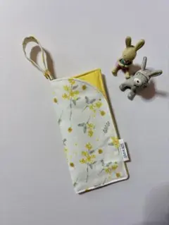 花柄メガネケース　ハンドメイド　デコレクションズ　ミモザ