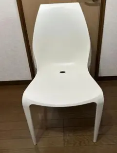 イス　１脚