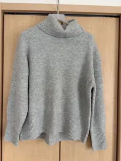 anyFAMグレー タートルネックセーター