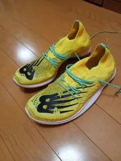 【新品に近い】New Balance FuelCell5280 サイズ26.5のサムネイル