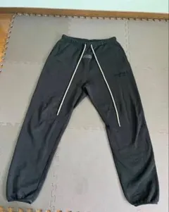ESSENTIALS ブラック　スエットパンツ