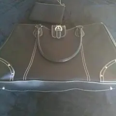 ブラックレザーショルダーバッグ