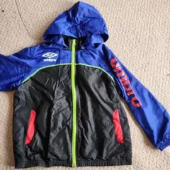umbro フード付きウィンドブレーカー 130