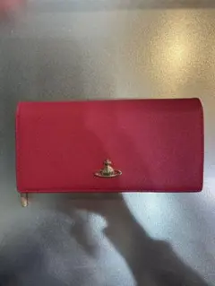 ヴィヴィアン・ウエストウッド（Vivienne Westwood)長財布赤ピンク