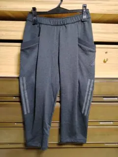【新品】adidas ブラック レディースパンツ　Мサイズ