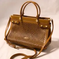【状態良好】フルラ メッシュデザイン レザー ハンドバッグ ショルダーバッグ