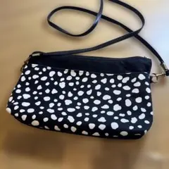 ダルメシアン柄 ショルダーバッグ　ハンドメイド　スマホポーチ