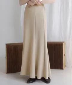 Bab マーメイドロングスカート ベージュ