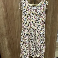 ★蝶柄ワンピース