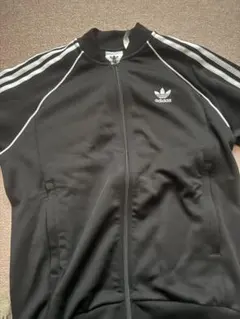 adidas ブラック ジップアップジャケット