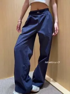 Alo Yoga（アロヨガ） パンツ ボトムス トラウザー ネイビー サイズS