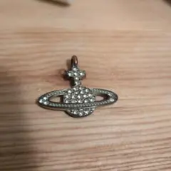 Vivienne Westwood オーブ ネックレス