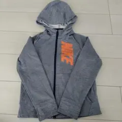 NIKE　ナイキ　DRI-FIT フード付きパーカー　　140センチ