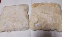 値下げ！ムートン座布団2枚　 35x35 cm