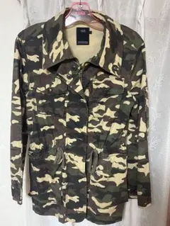 AZUL by moussy カモフラ ミリタリージャケットのサムネイル