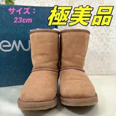 Item thumbnail for item 7d007b58-eb40-4a4e-99d9-580793c014c6