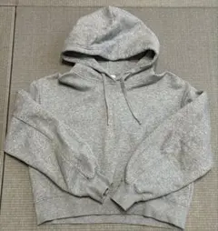 GU グレー Mサイズ パーカー